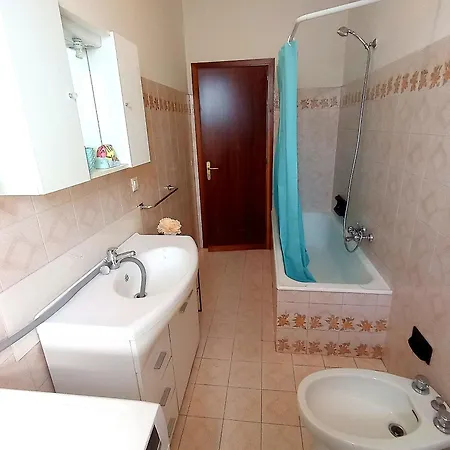 Apartment Gioel House